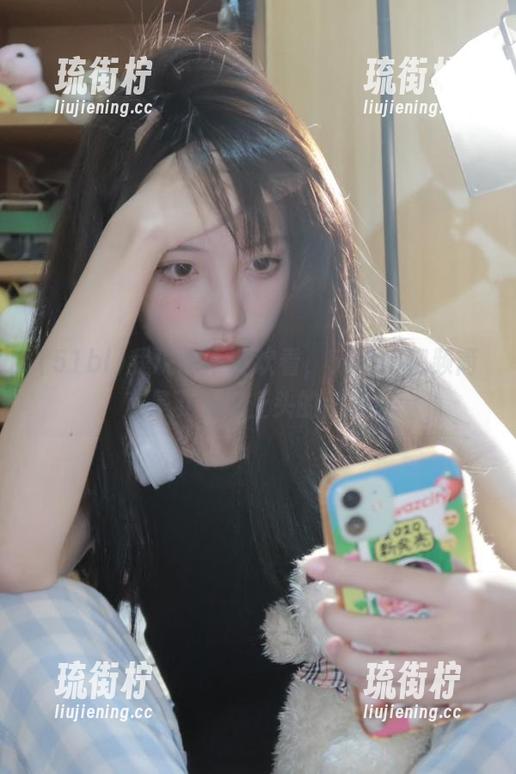 51bl 我说谁不喜欢看,51bl5视频简直是下头又上头的循环!