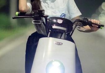 谁说51吃瓜稿费高？进网页一看，这钱也太…不稳定了吧？
