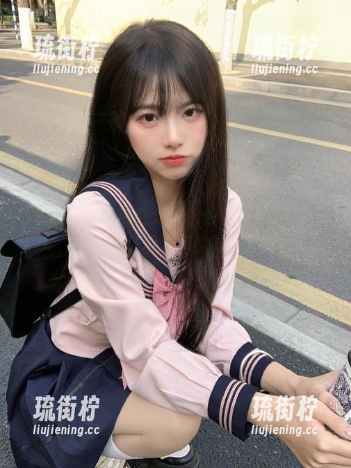 51吃瓜 官网在这里,点击下载51吃瓜,一起见证瓜友间的神奇反转!