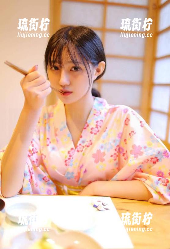 51吃瓜网 在51吃瓜网的绝妙地址上,我们一起在线观看那些奇葩瞬间吧!