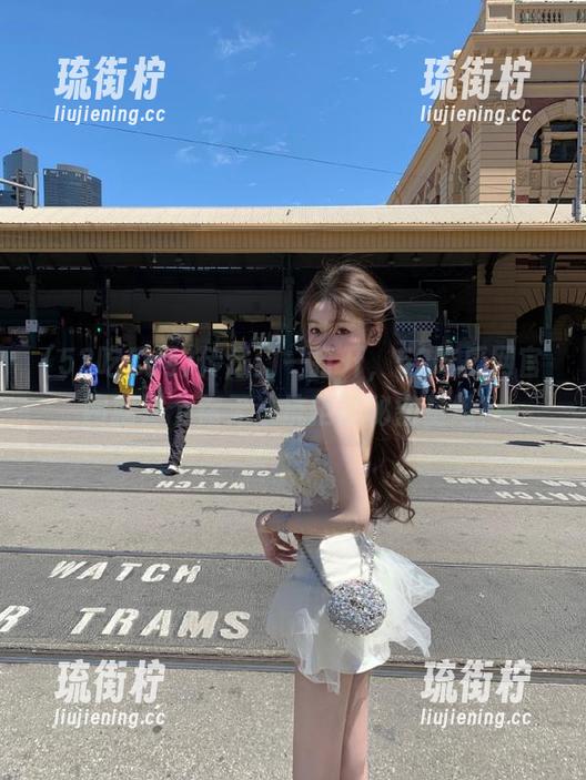 52吃瓜网 传送门一打开,52吃瓜网官网就是个你无法抗拒的秘密基地!