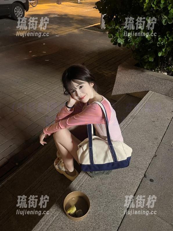 91吃瓜 网站上的流言蜚语:在91吃瓜官网你能听到些什么?
