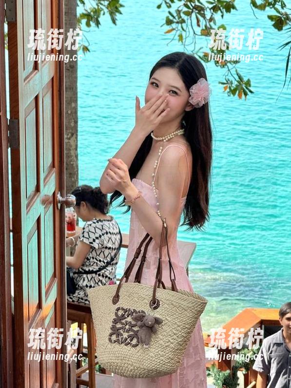 soootv陪我疯狂，永不迷路，把我的面包都快看没了！
