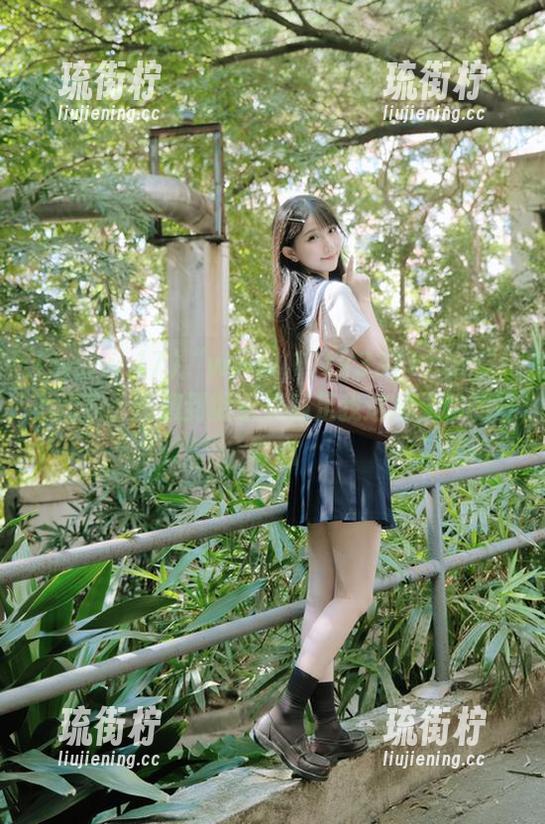 www.17 “www.17tk337t.com”上的瓜,没想到能永久满足我这种无聊的好奇心