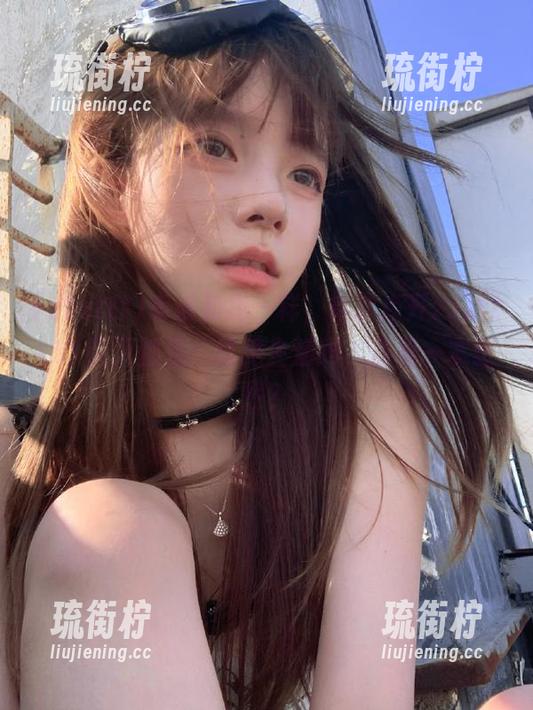 zzzttt 有谁和我一样,每次点开zzzttt11首页都想:这是生活吗,还是一本正经?