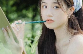 首页瞬间吸引：那些“真真假假”的传闻，快来吃瓜17cgcg一探究竟！
