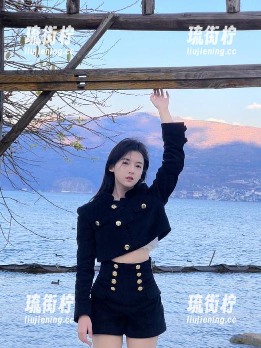 吃瓜51 黑料吃瓜51cg,永不迷路的八卦人生,谁还不是个局外人?