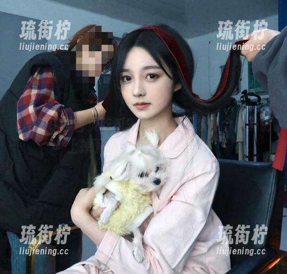 吃瓜91 首页吃瓜91:这瓜是从哪个八卦树上掉下来的?我有点好奇!