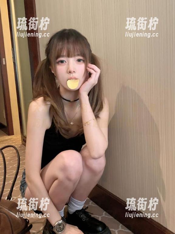 吃瓜大本营 吃瓜路上别忘了分享,来“吃瓜大本营”一起翻翻猛料!