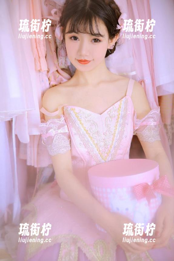 “吃瓜天堂”：解锁瓜田链接，抓住每一个八卦瞬间！