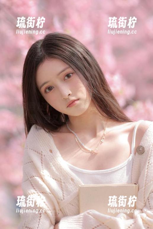 吃瓜网 这个入口太吸引人了!在“吃瓜网”里,我又收获了多少荒诞故事……