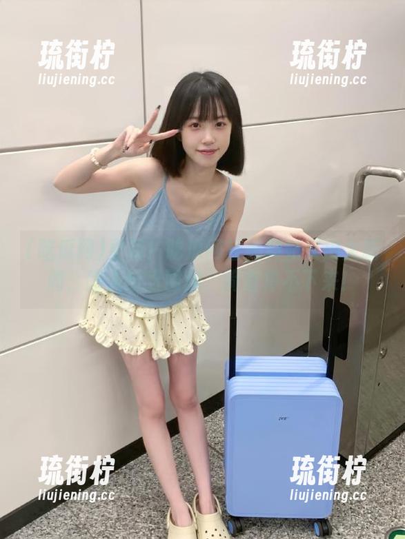 吃瓜网 更新!吃瓜网红黑料站又出大新闻,路人纷纷围观,简直停不下来!