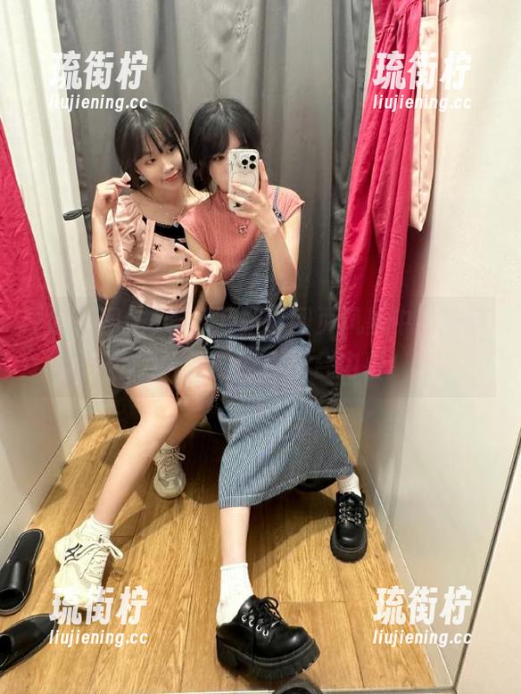 吃瓜网站 吃瓜网站,网页风暴中的那些不为人知的吃瓜平台内幕!