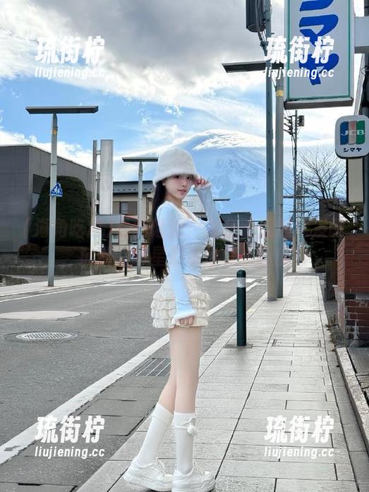 海角吃瓜 最新话题:海角吃瓜继续发酵,沉默的明星们准备怎么回应?