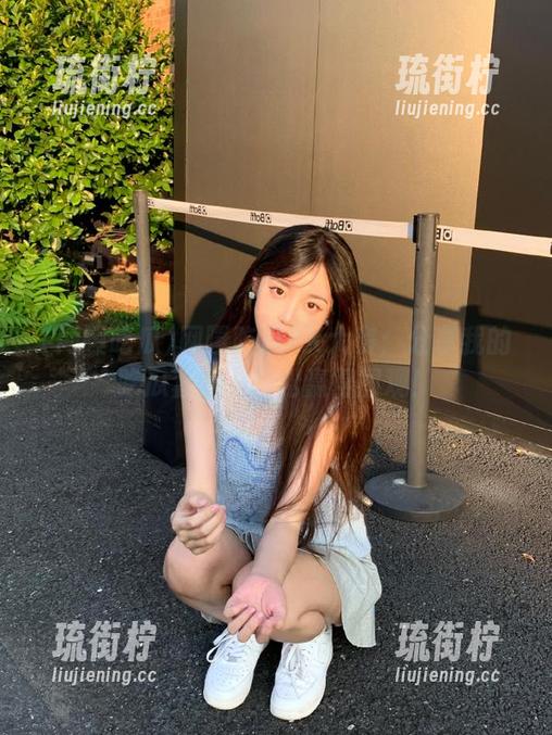 网曝吃瓜 网曝吃瓜PK大赛:分享我的吃瓜套路,轻松赢得围观!