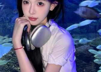 这边吃瓜，那边“黑料不打烊”app通报，成就我的追瓜之旅～