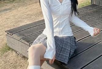 ios小伙伴们，黑料不打烊的农瓜在线看，吃瓜时间到了，快扶好那颗好奇心！