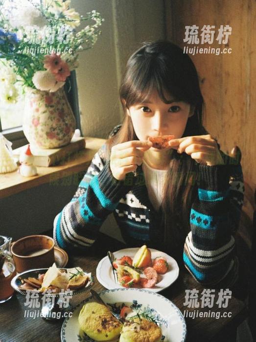 黑料不打烊 “黑料不打烊”:下载的时候别眨眼,怕错过精彩瞬间!