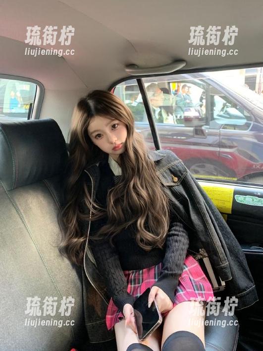 永久入驻黑料吃瓜网，下载八卦，准备好被惊掉下巴吗？