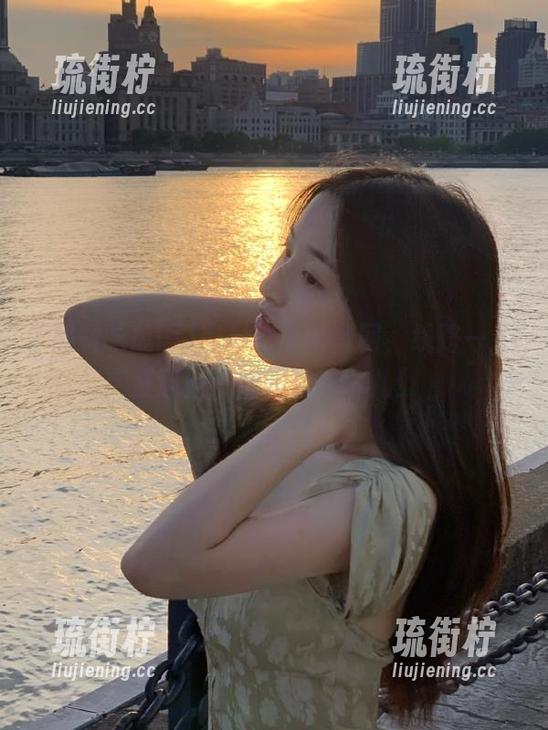 黑料吃瓜网官网，线路一，直通娱乐圈的那些事儿！