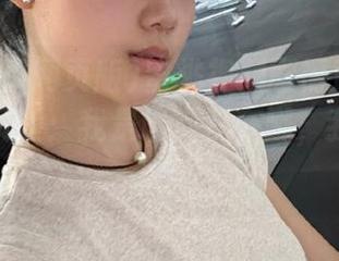 蜜桃视频剧情直达黑料吃瓜网页版：我是谁，我在哪，我在吃什么瓜？