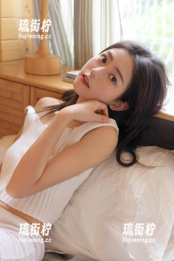 黑料社正能量heiliaoapp：在黑暗中我依然发光，你信不信？