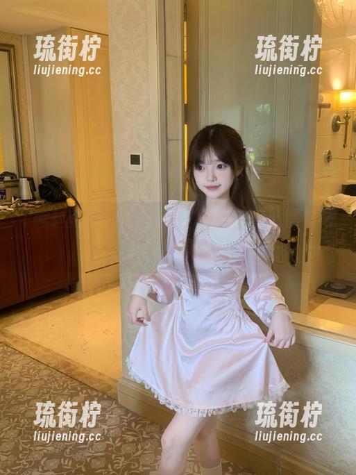 黑料网 与其等瓜熟,不如直接上黑料网,八卦线路等你来挑!