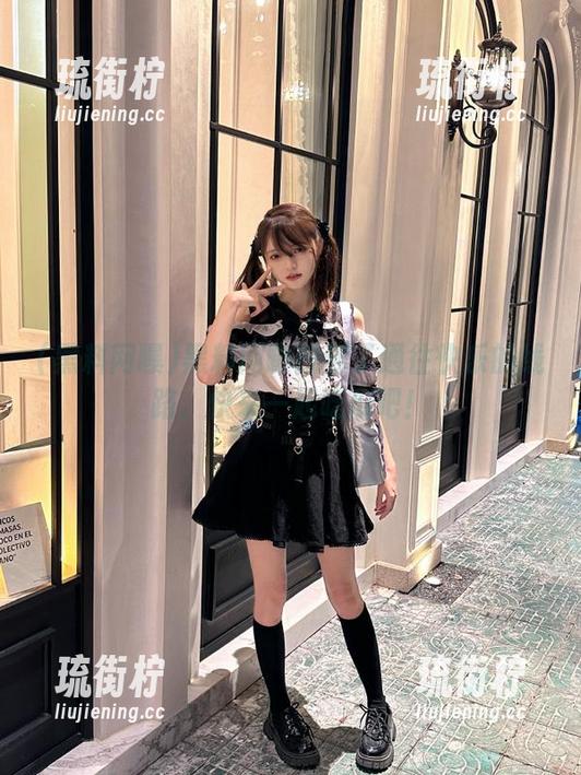 黑料网曝 黑料网曝找到了通往快乐的线路,快来一起吃瓜吧!