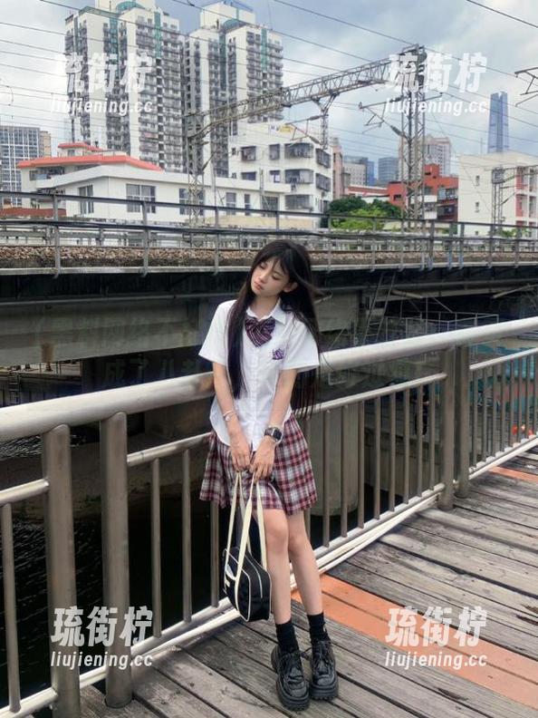 黑料网络不打烊 黑料网络不打烊:首页成了八卦厂,真的是好过瘾!